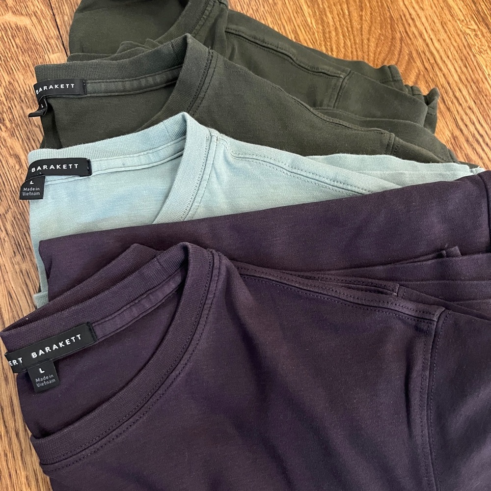 Robert Barakett T-Shirt Lot (4) - Dark Purple, Olive (2), Light Teal